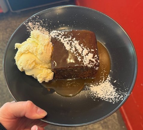 74b Wises Rd, Maroochydore QLD 4558