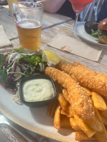 The Surfers Paradise Beach Cafe - Hospitality and gastronomy