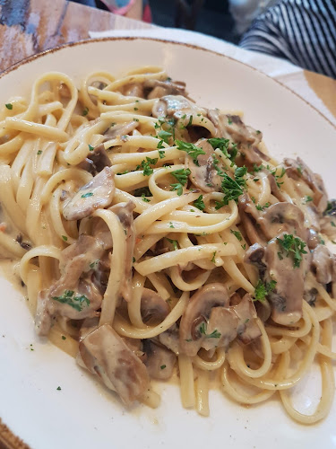 428 Bridge Rd, Richmond VIC 3121