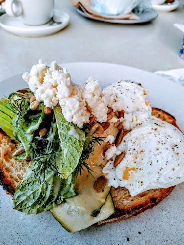 Comentarii opinii despre The Museum Cafe