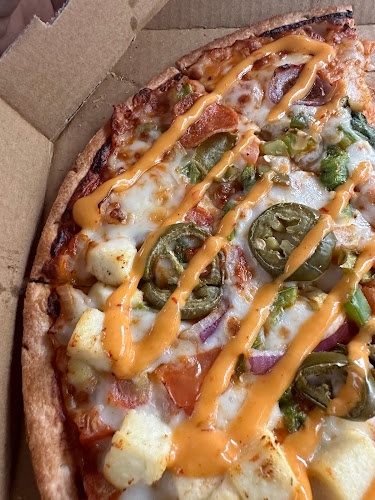 Opinii despre Domino's Pizza Hamilton QLD în Hamilton - Hospitality and gastronomy