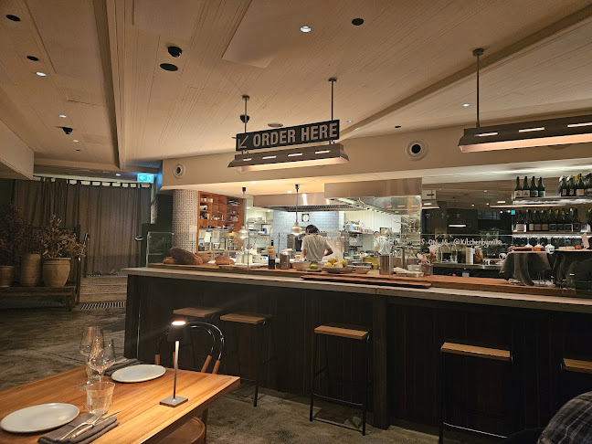 Kitchen by Mike CBD - Hospitality and gastronomy