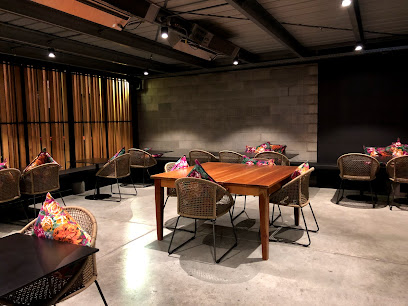 St. Albi Bar & Eatery