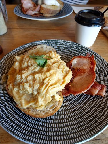 664 Dean St, Albury NSW 2640