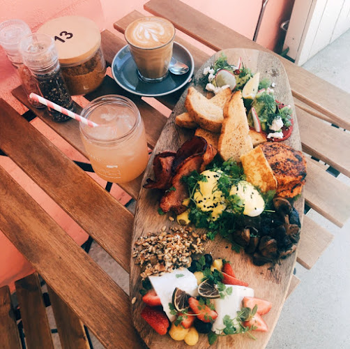 Opinii despre White Picket Fence în Caloundra - Hospitality and gastronomy