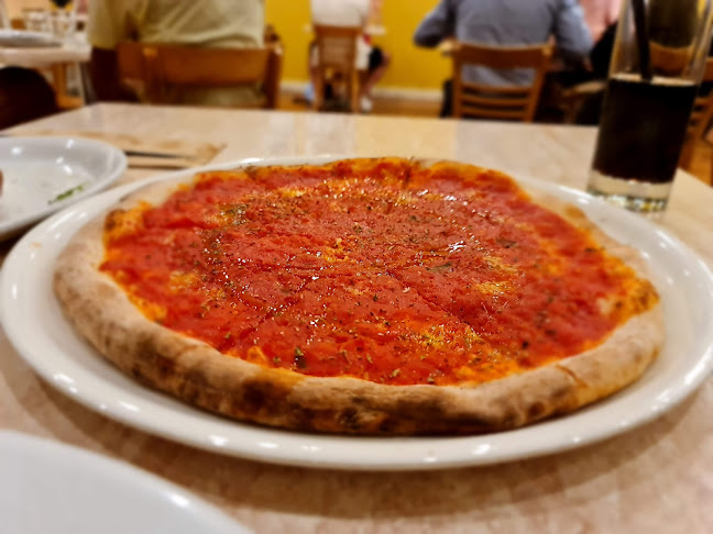 Lupa Woodfired Pizza - Hospitality and gastronomy