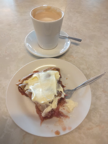 Comentarii opinii despre The Big Apple Cafe