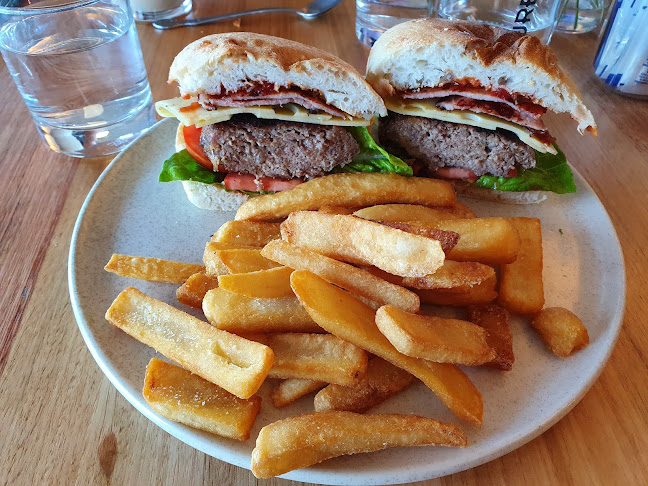 Comentarii opinii despre Capital Bistro