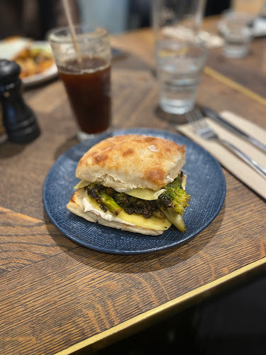 Moonacres Kitchen - Robertson