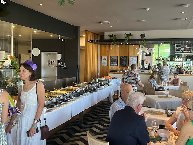 Pelican Waters Tavern - Hospitality and gastronomy