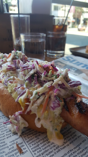 75 Surf Parade, Broadbeach QLD 4218