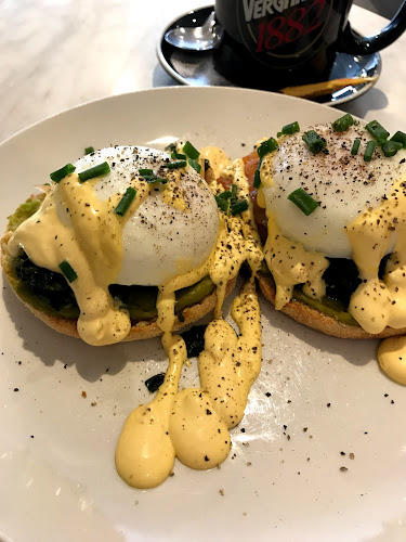 1/59 Jetty Rd, Glenelg SA 5045