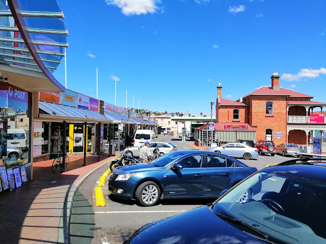 Morty's Coffee & Wine Bar - Hospitality and gastronomy