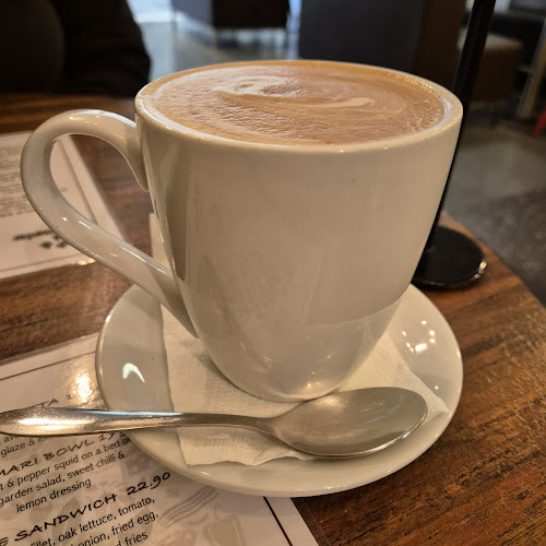 Queen Barista - Queanbeyan