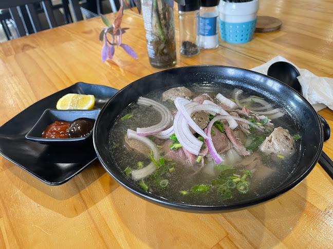 Comentarii opinii despre Lotus Cafe