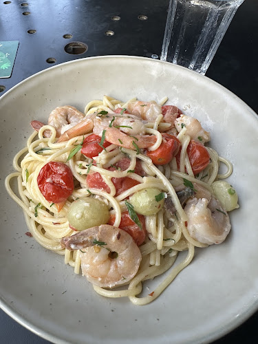 38 Abbott St, Cairns City QLD 4870