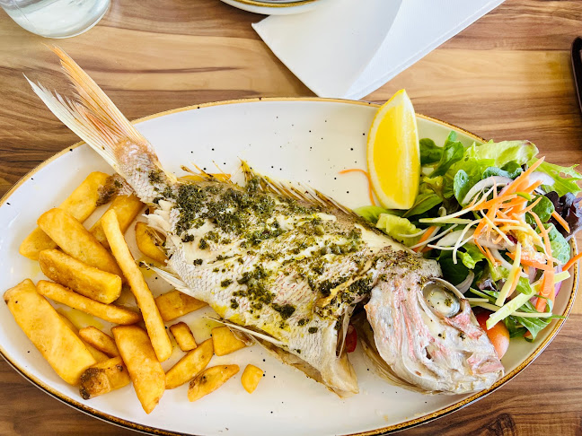 Comentarii opinii despre WatersEdge Seafood Restaurant