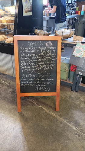 Suttons Juice Factory - Stanthorpe