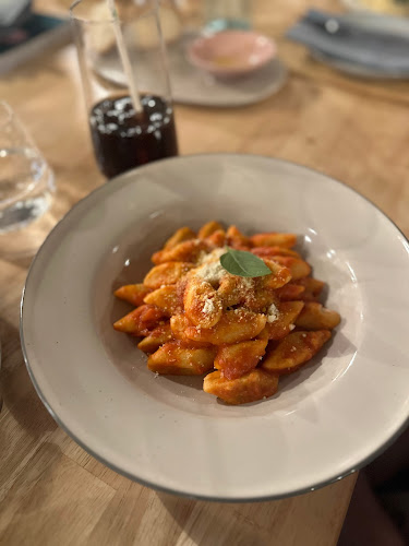 Comentarii opinii despre BAMBINI