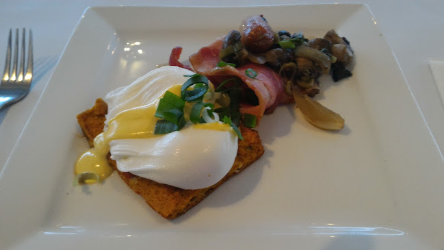 See Restaurant - Hospitality and gastronomy