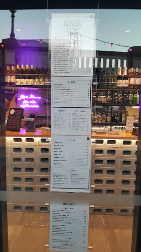 Comentarii opinii despre Street Eats Eatery