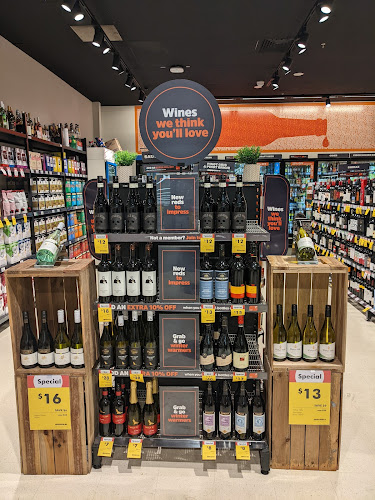 Opinii despre BWS Shellharbour în Shellharbour City Centre - Hospitality and gastronomy