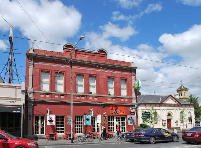 Retreat Hotel - Hospitality and gastronomy