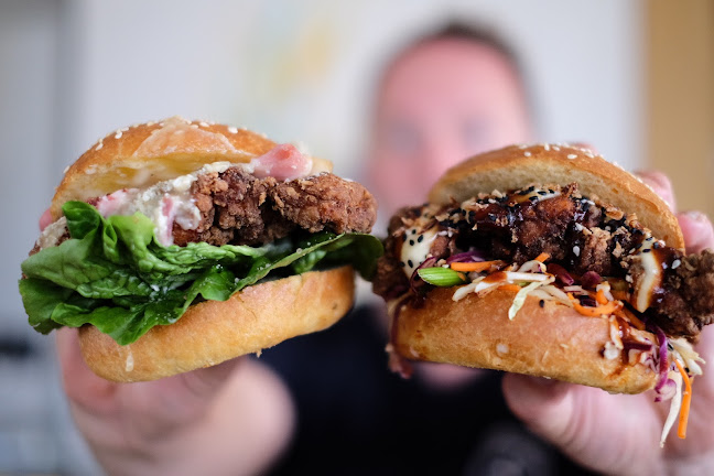 Comentarii opinii despre Cockatoo