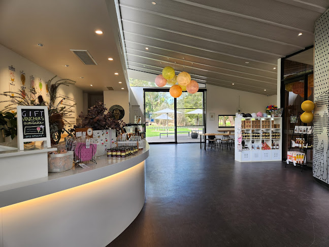 1A Barrett St, Timboon VIC 3268