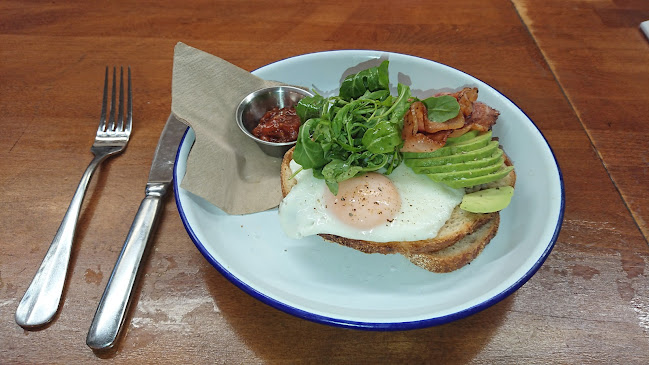 84 Bull St, Cooks Hill NSW 2300