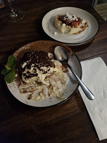 Comentarii opinii despre Cunjevoi Restaurant & Bar