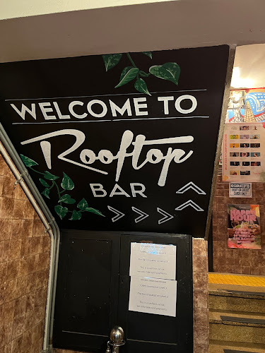 Comentarii opinii despre Campari House