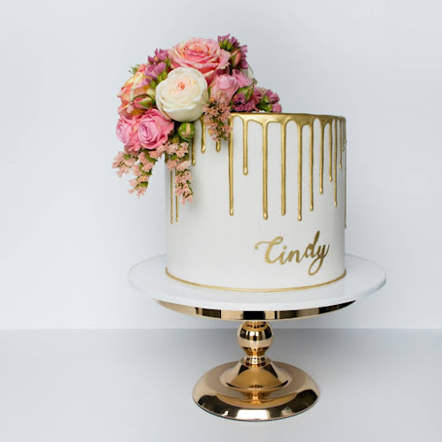 Chic & Sweet Cakes - Sale