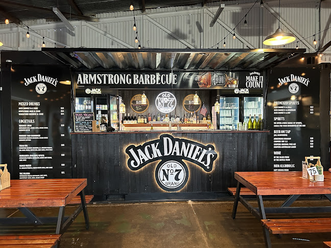 Comentarii opinii despre Armstrong Barbecue