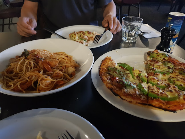 Comentarii opinii despre D’Amicos Italian Restaurant