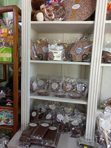 Comentarii opinii despre Middleton Ice-Cream and Chocolates