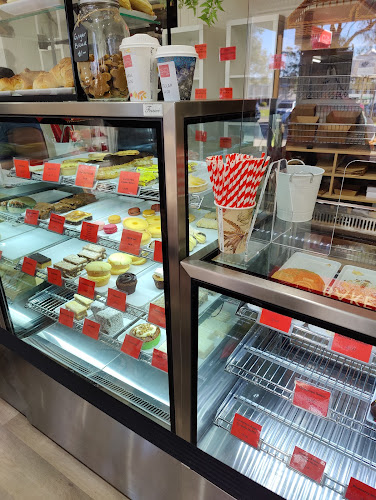 Comentarii opinii despre Brunch Box Lorne Bakery (formally Great Ocean Road Bakery)