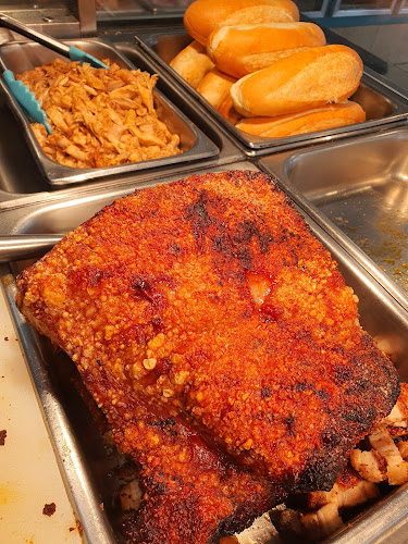 VINAUS Takeaway and Cafe - Lyneham