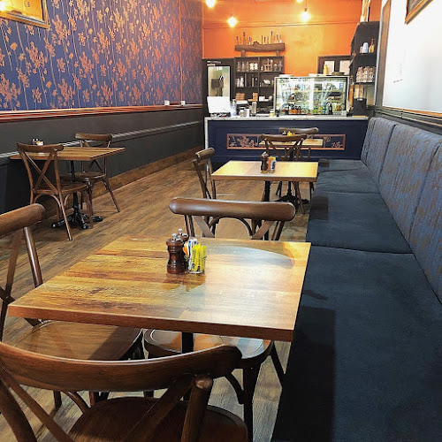 Comentarii opinii despre Indulge Bistro