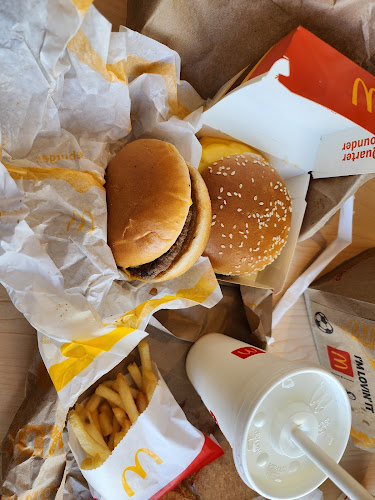 McDonald's Lidcombe - Hospitality and gastronomy