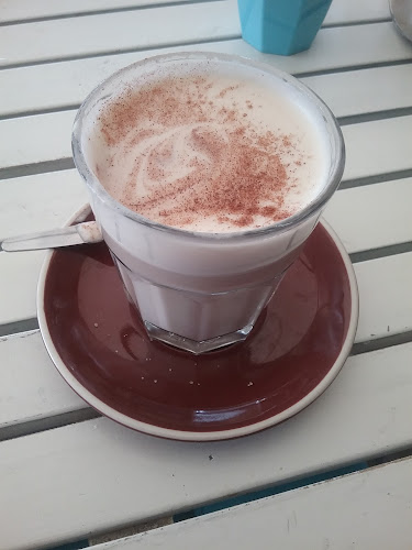 Little Clive Cafe - Hospitality and gastronomy