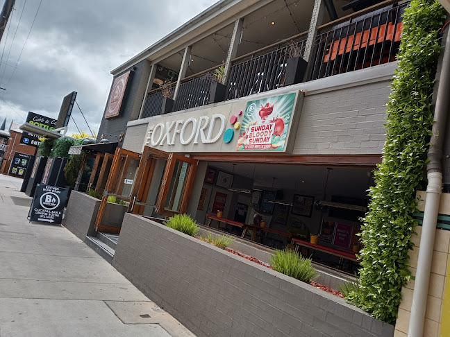 Comentarii opinii despre The Oxford Bathurst