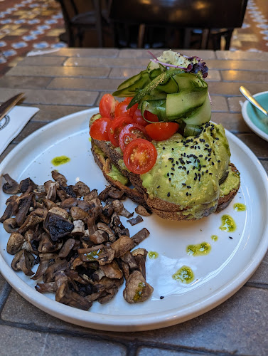 Romolo Espresso Cucina - Hospitality and gastronomy