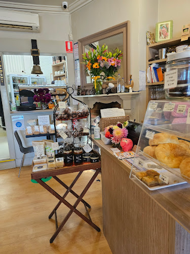 Paysanne Cafe, Woodend - Hospitality and gastronomy