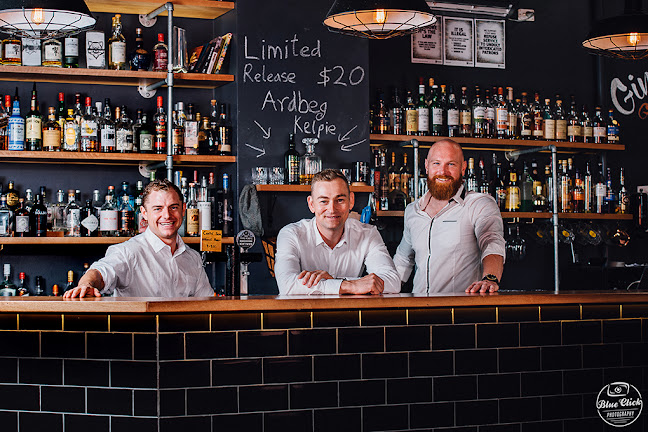 Three Wolves - Cairns City