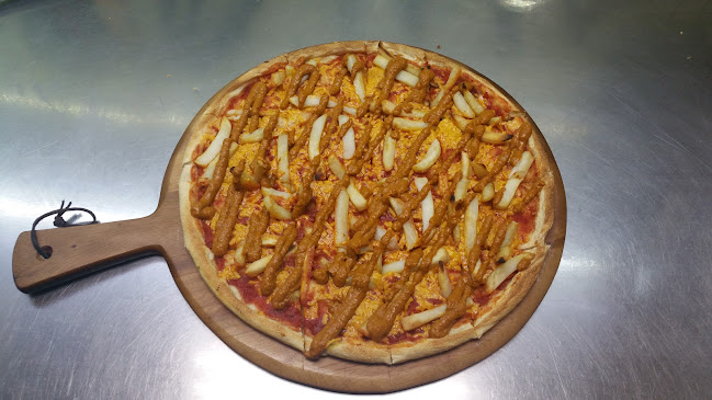 Papa Mia’s pizza - Hospitality and gastronomy