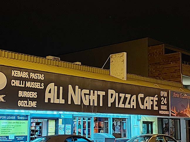 Comentarii opinii despre All Night Pizza Café