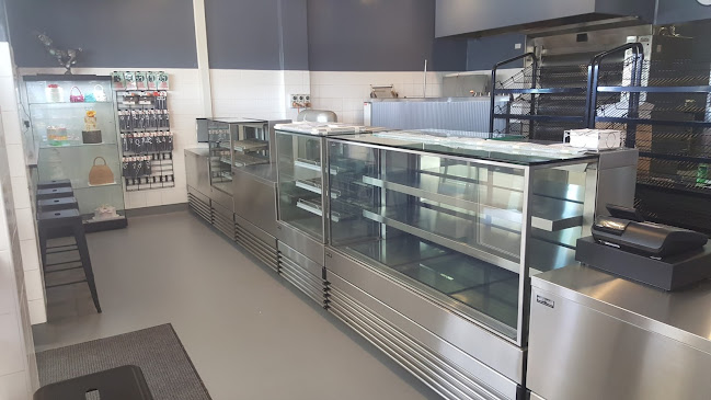 Opinii despre Designer Delights în Charlestown - Hospitality and gastronomy