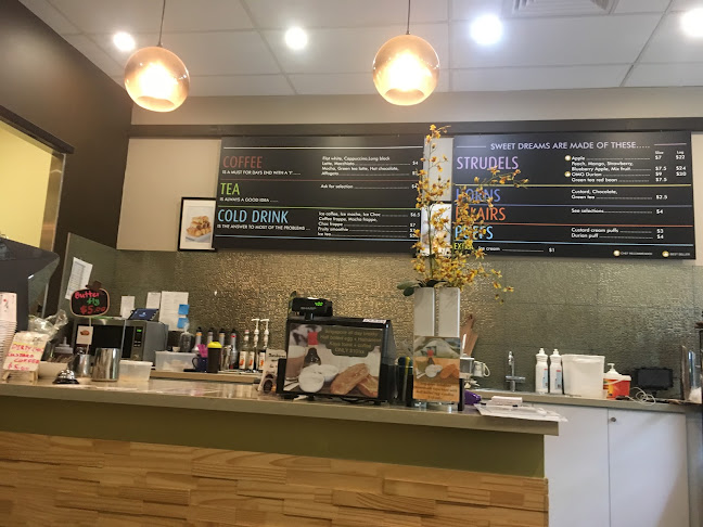 Comentarii opinii despre Freddie Strudels