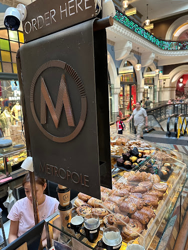 Comentarii opinii despre Metropole Cafe